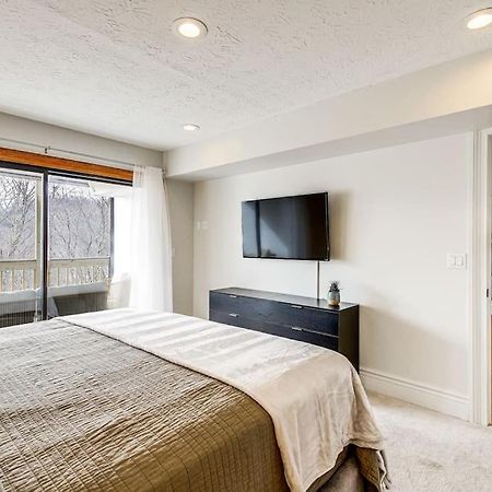 Vila Lux Retro Getaway W/ Ober & Smoky Mtn Views! Gatlinburg Exteriér fotografie